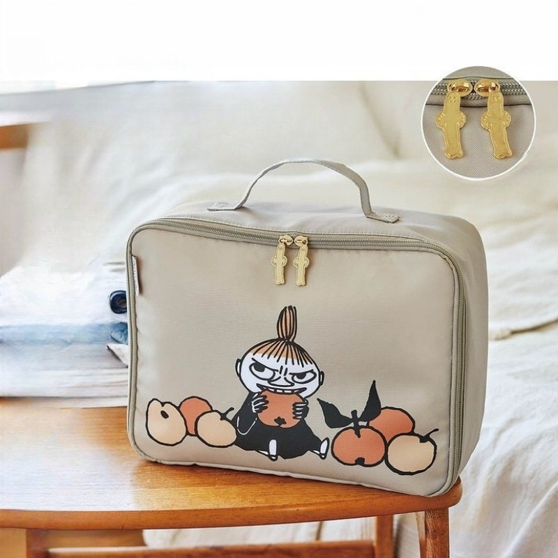 Travel Accessories Bag - Tas Pakaian Seri Anime Moomins yang