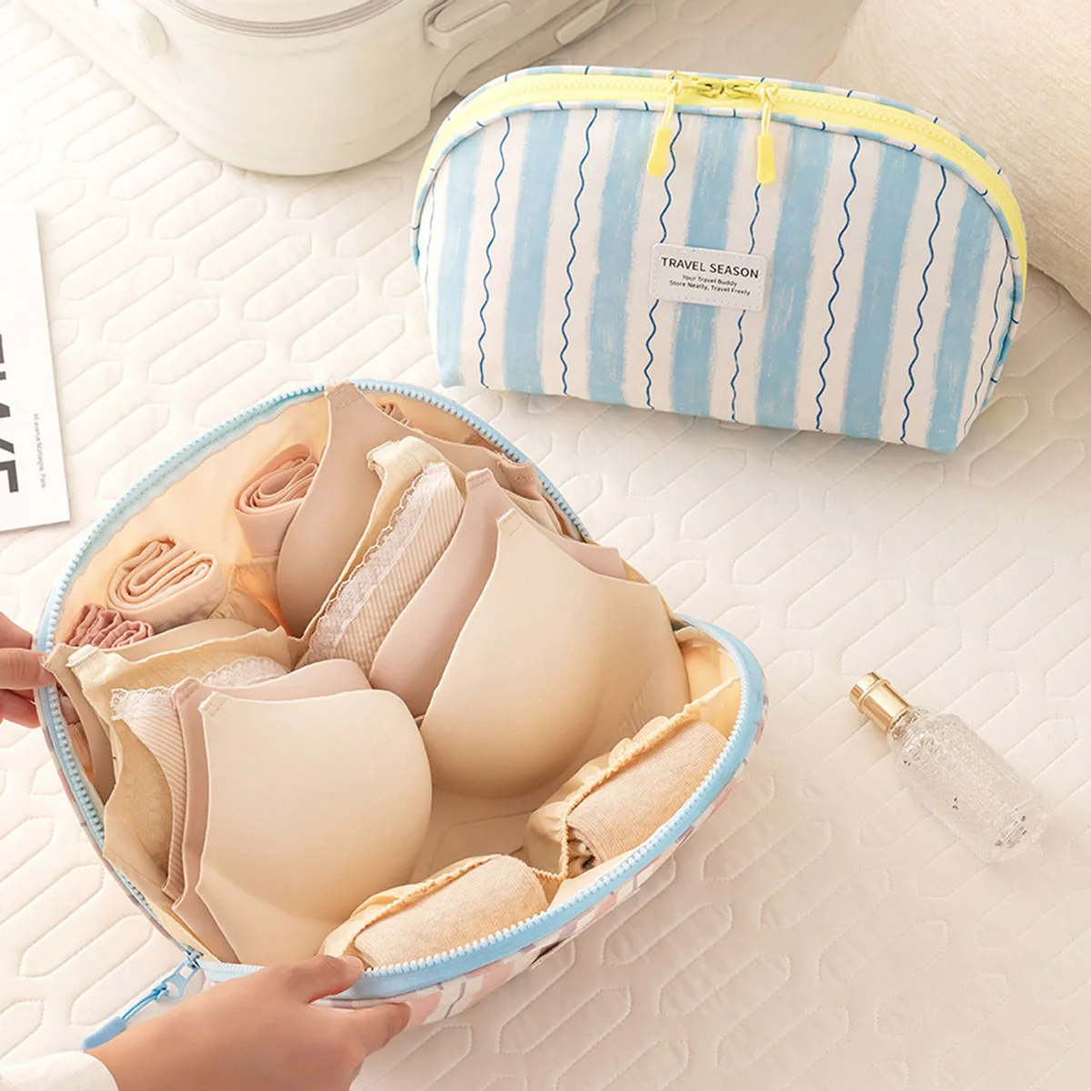 Travel Accessories Bag - Tas Penyimpanan Pakaian Dalam Tas Organizer